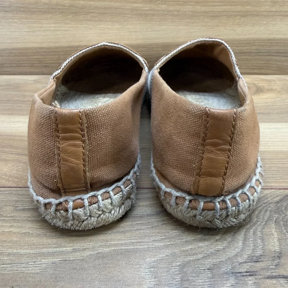 Tory Burch Espadrilles Flats 6.5 Tan Cream Canvas Loafers Vacation Resort Summer